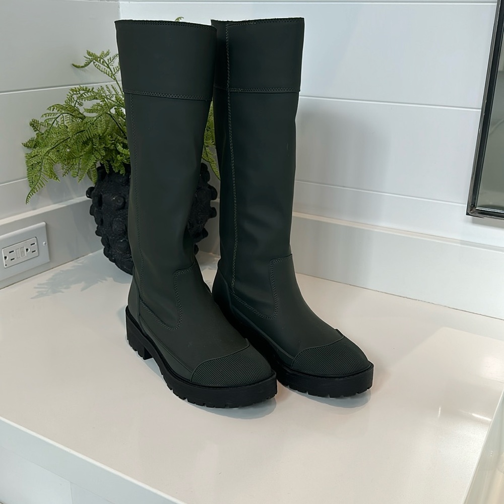 Mango dark green rain boots.